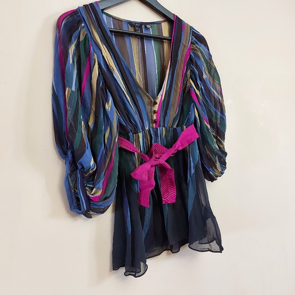 Ted Baker V neck silk sheer blouse with blouson 3/4 sleeve - Picture 2 of 9